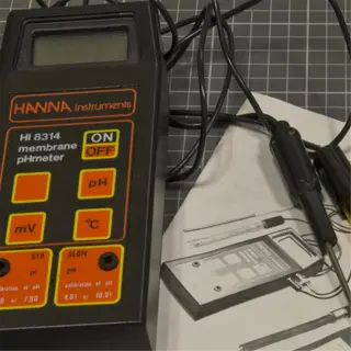 a ph meter with a probe and calibration instructions