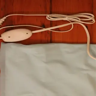 electric heat mat with power cord and controller